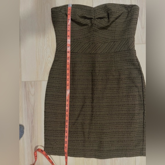 Trina Turk Textured Strapless Dress - Picture 3 of 8